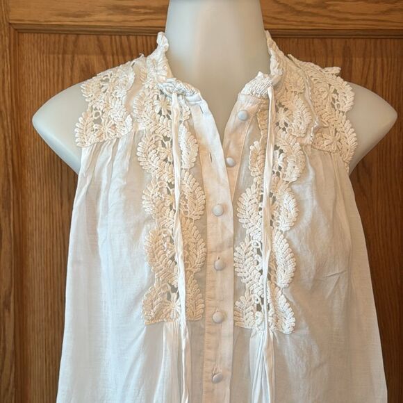 FREE PEOPLE Lace Sleeveless Shirt With Crossover Back - Picture 3 of 12